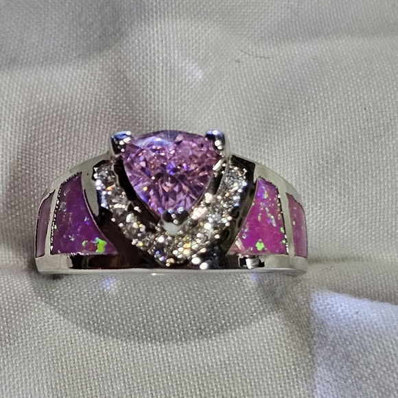 Gorgeous Pink CZ/Fire Opal Ring size 8 - Picture 14 of 15